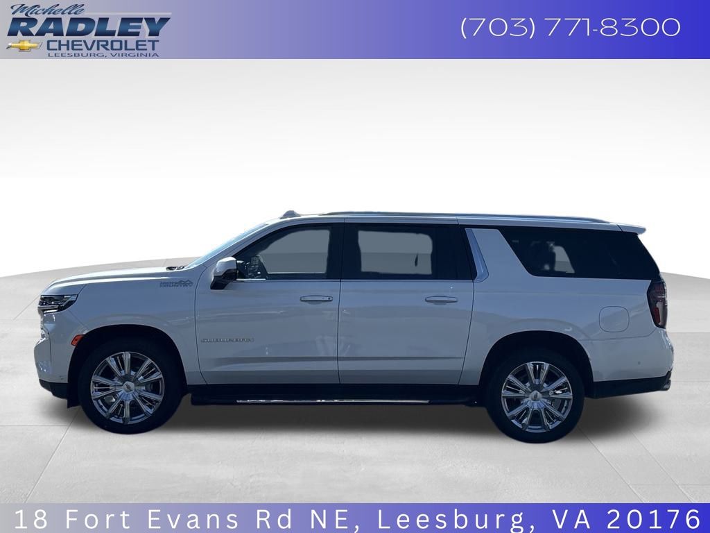 2023 Chevrolet Suburban High Country photo 2
