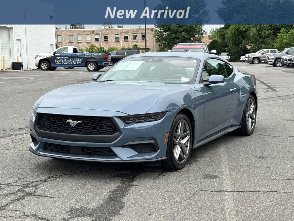 2026 Ford Mustang EcoBoost Fastback's photo