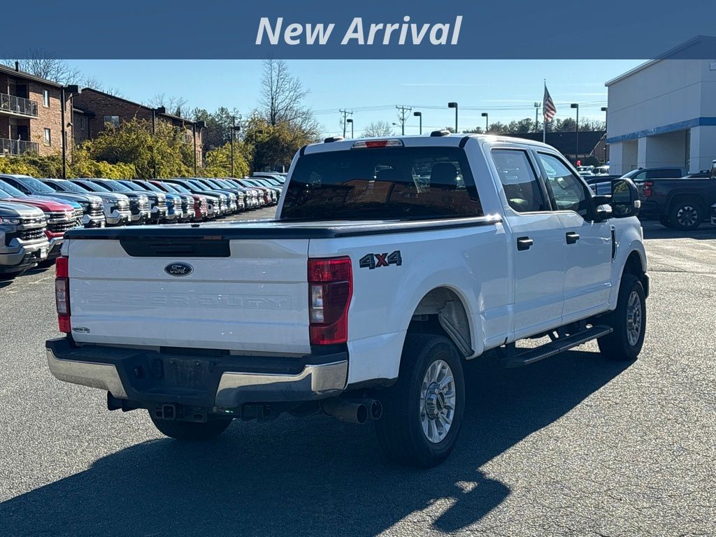 2022 Ford F-250 XLT photo 3