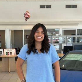 Staff member Skylar Dehoyos from ID_1eb908