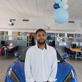 Staff member Zane Caleb from ID_1eb908