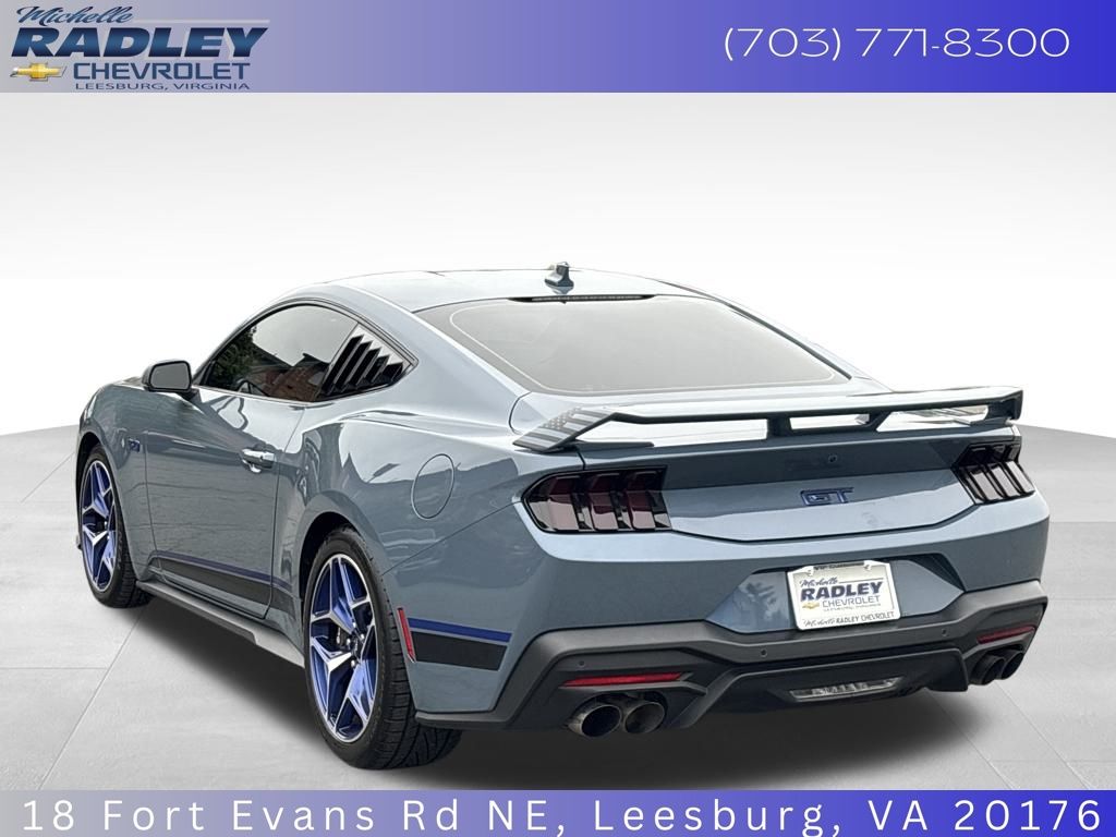 2024 Ford Mustang GT Premium photo 3
