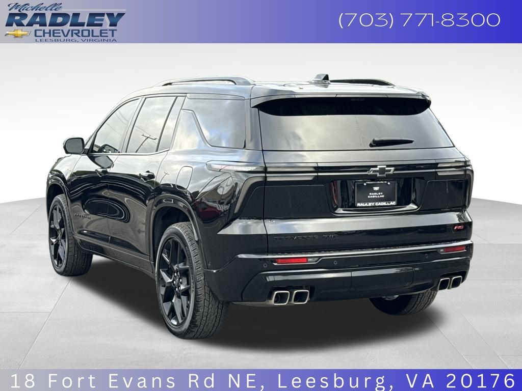 2024 Chevrolet Traverse RS photo 2