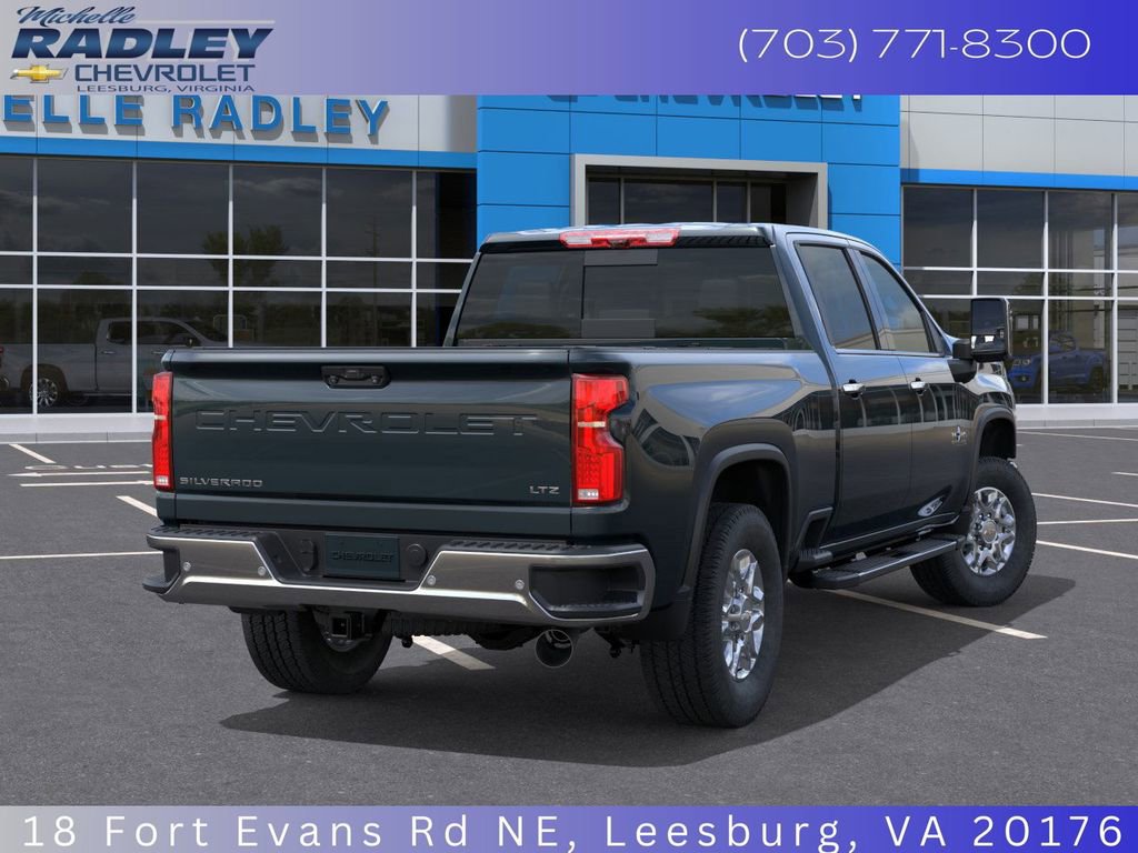 2025 Chevrolet Silverado 2500HD LTZ photo 4