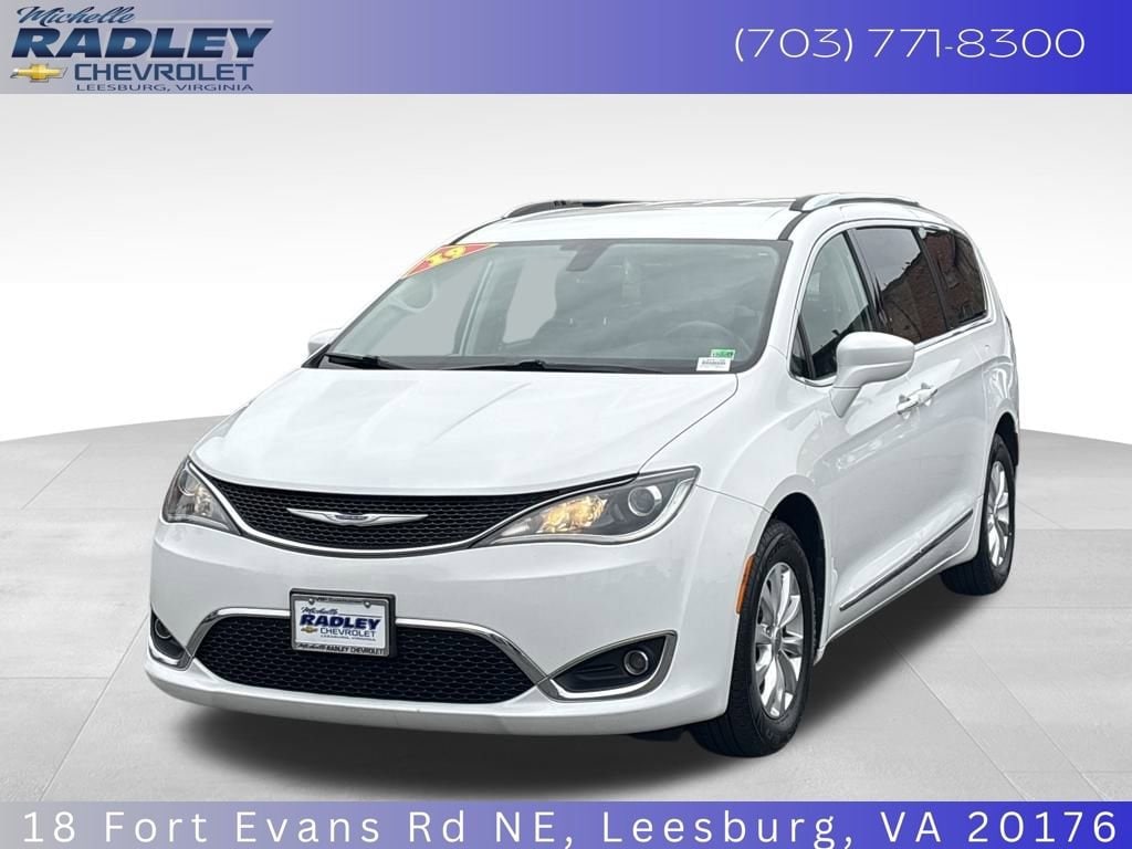 Used 2019 Chrysler Pacifica Touring L Van Passenger Van