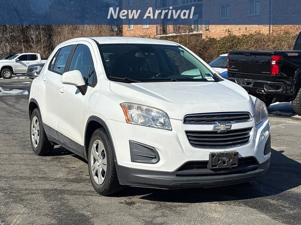 Used 2015 Chevrolet Trax LS SUV