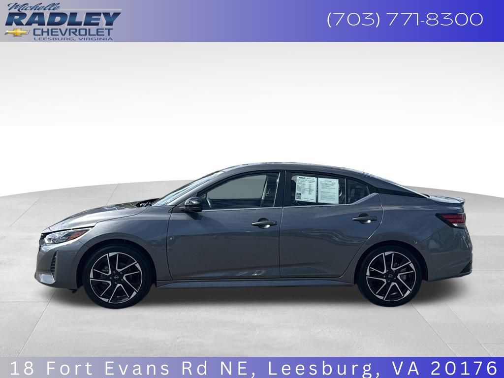 2024 Nissan Sentra SR photo 2