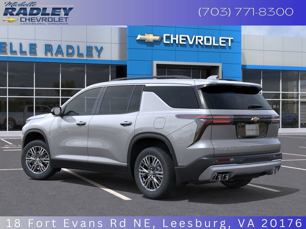 2025 Chevrolet Traverse photo 3