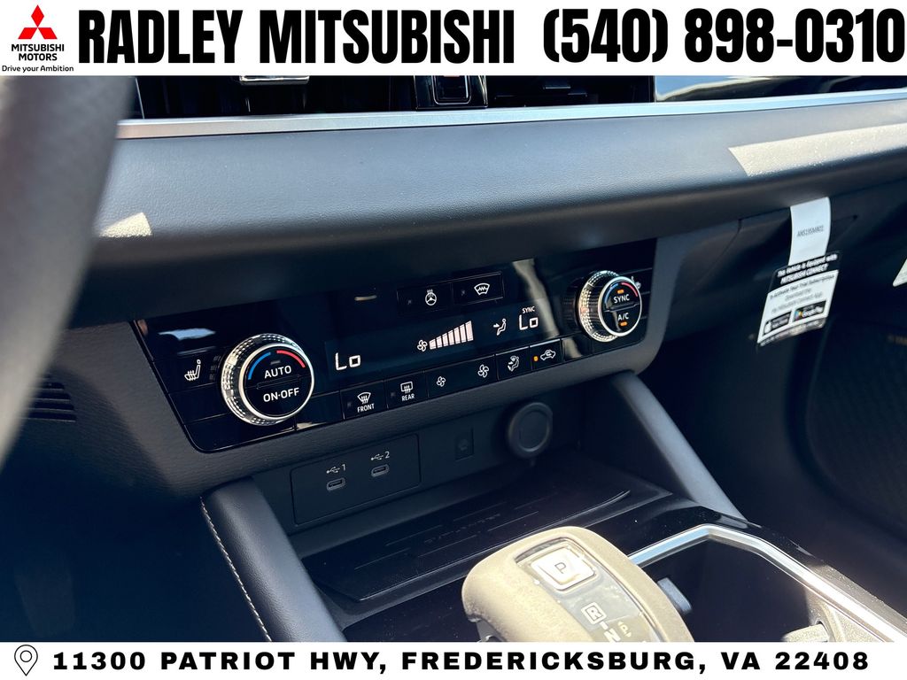 2026 Mitsubishi Outlander SE - Photo 15