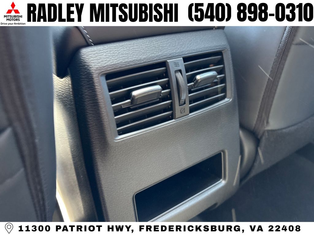 2026 Mitsubishi Outlander SE - Photo 20