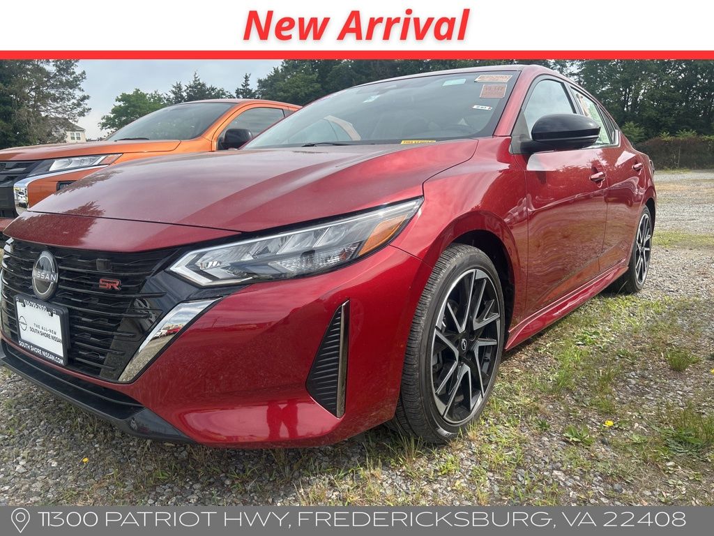 2025 Nissan Sentra SR CVT's photo