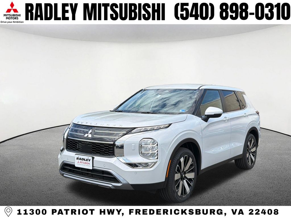 2026 Mitsubishi Outlander SE S-AWC's photo