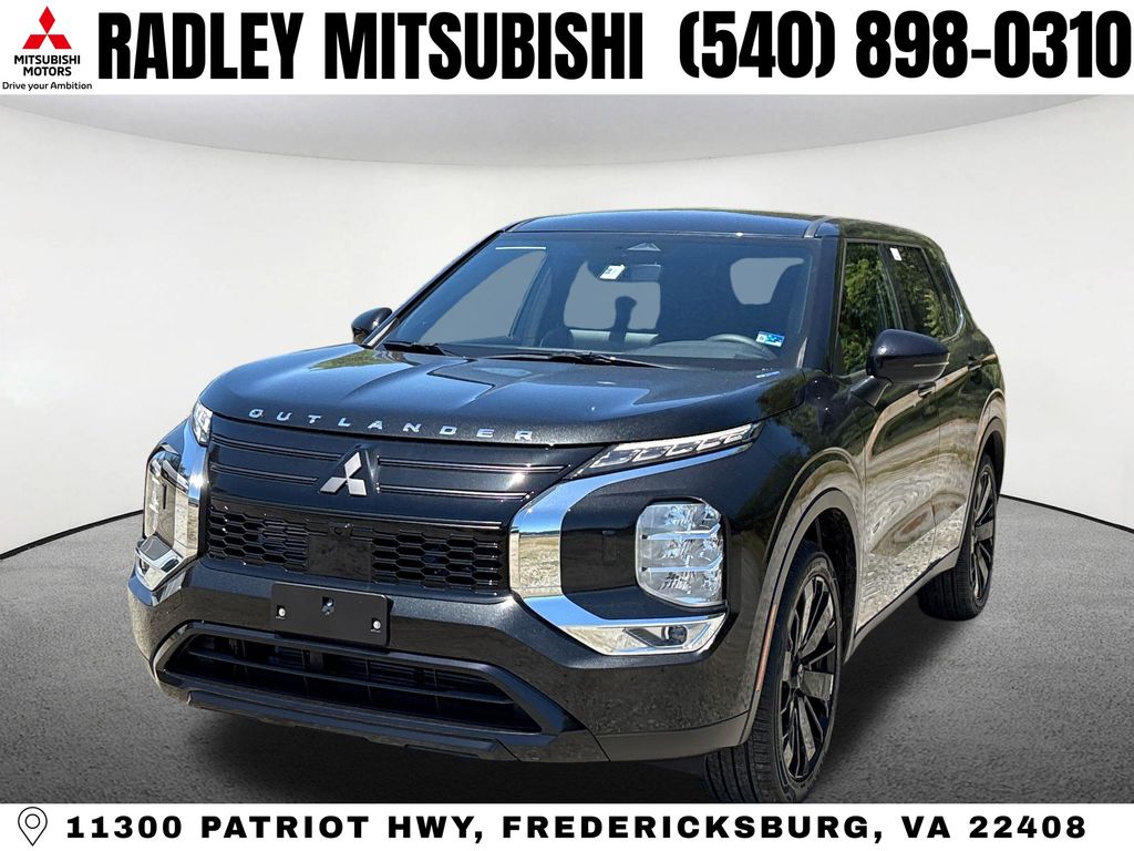 2026 Mitsubishi Outlander LE S-AWC's photo