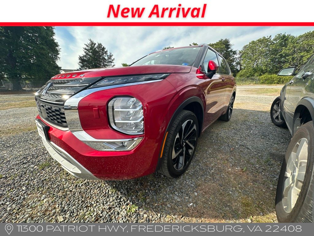 2023 Mitsubishi Outlander SEL S-AWC's photo