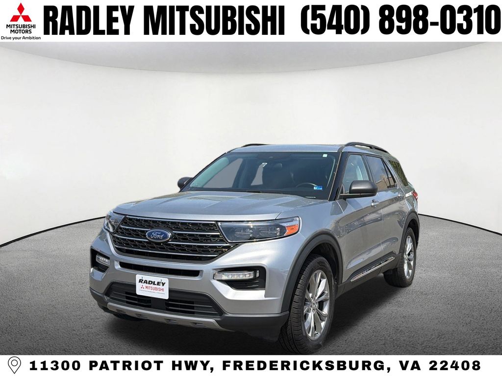 2022 Ford Explorer XLT 4WD's photo