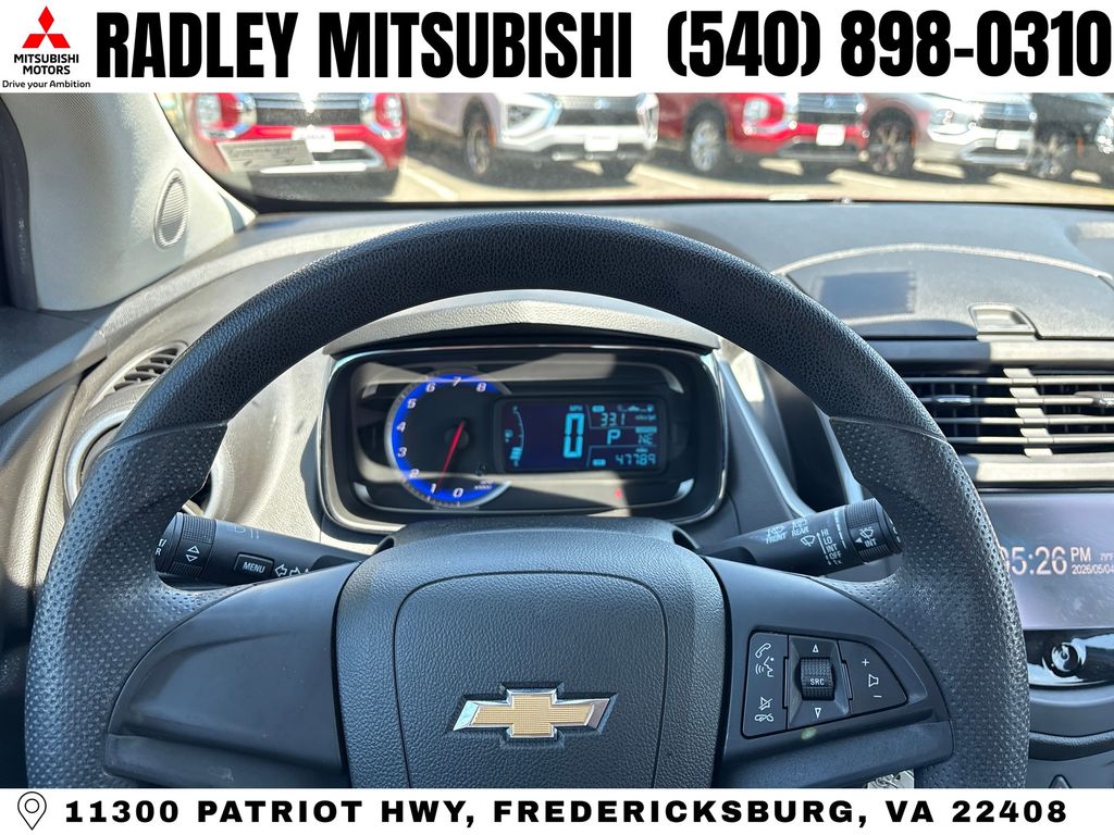 View vehicle photo 6