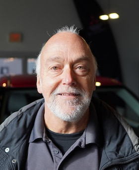 Staff member David Howell from ID_894c65