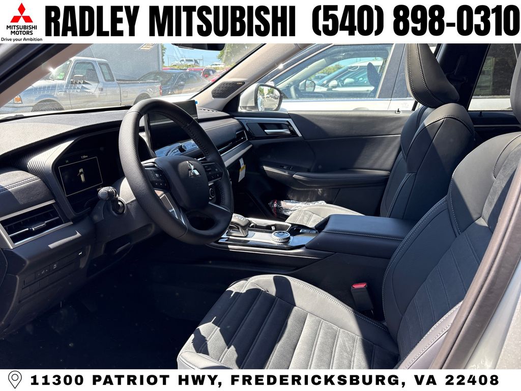 2026 Mitsubishi Outlander SE - Photo 10