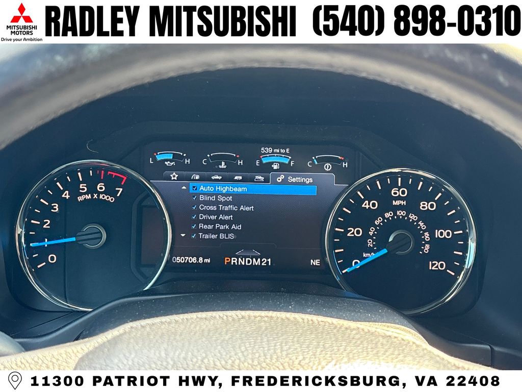 View vehicle photo 7