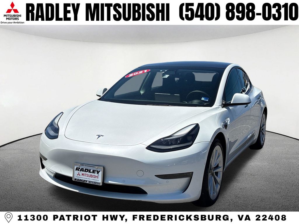 2021 Tesla Model 3 Standard Range Plus's photo