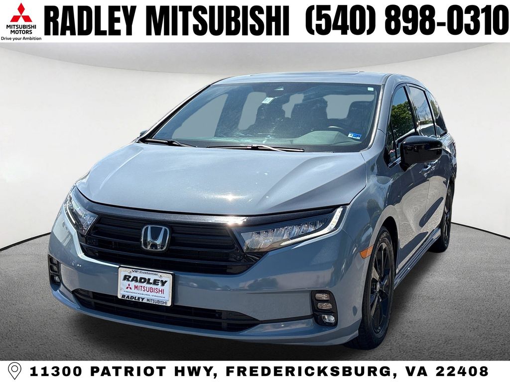 2023 Honda Odyssey SPORT's photo