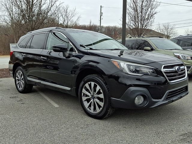 2019 Subaru Outback Touring's photo