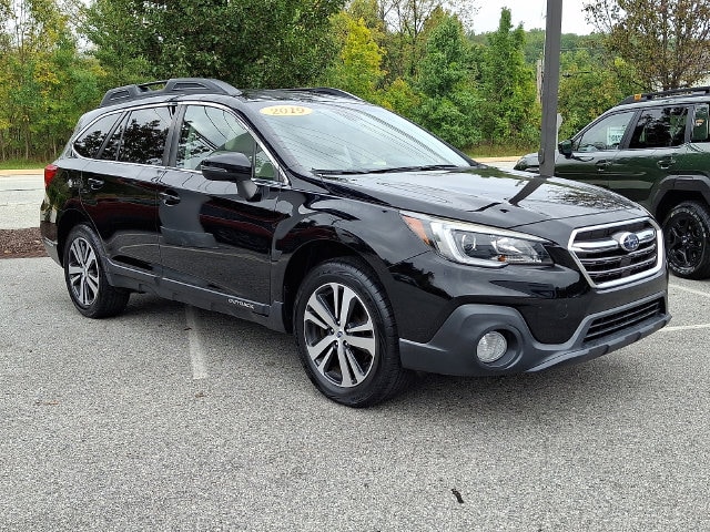 Used 2019 Subaru Outback Limited with VIN 4S4BSAJC9K3256295 for sale in Newtown Square, PA