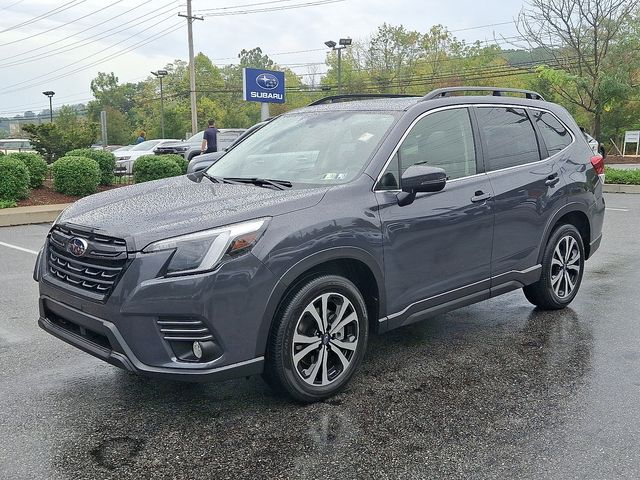 2022 Subaru Forester Limited photo 2