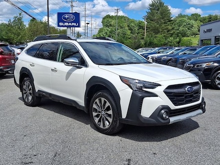 2024 Subaru Outback Touring SUV