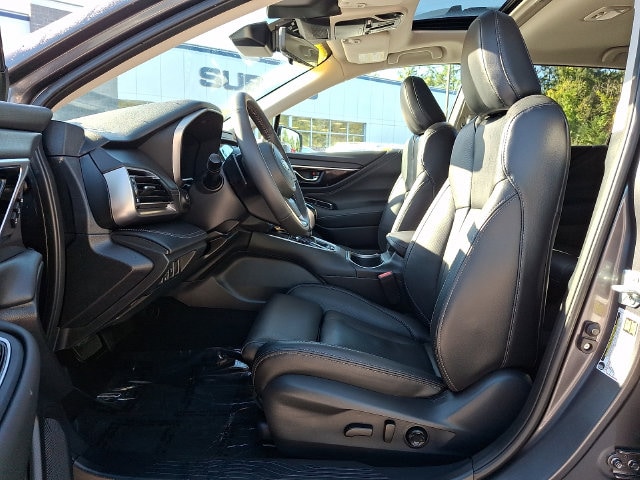 2025 Subaru Outback Touring - Photo 17