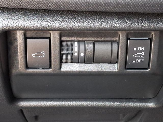 2025 Subaru Forester Premium - Photo 28