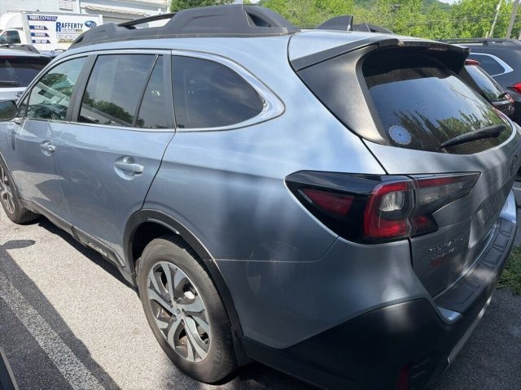 Used 2021 Subaru Outback Limited SUV