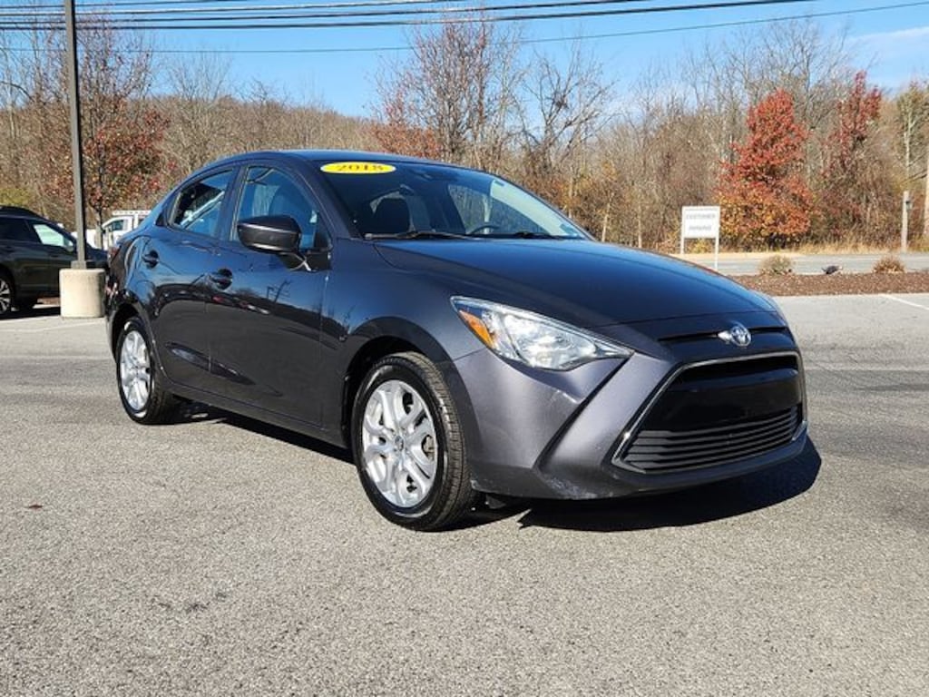 Used 2018 Toyota Yaris iA Base Sedan