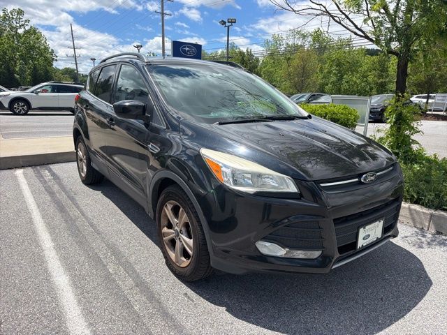 2014 Ford Escape SE's photo