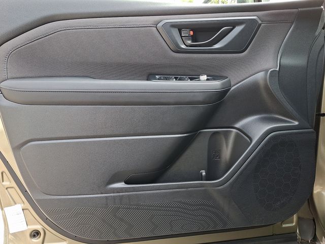 2025 Subaru Forester Premium - Photo 16