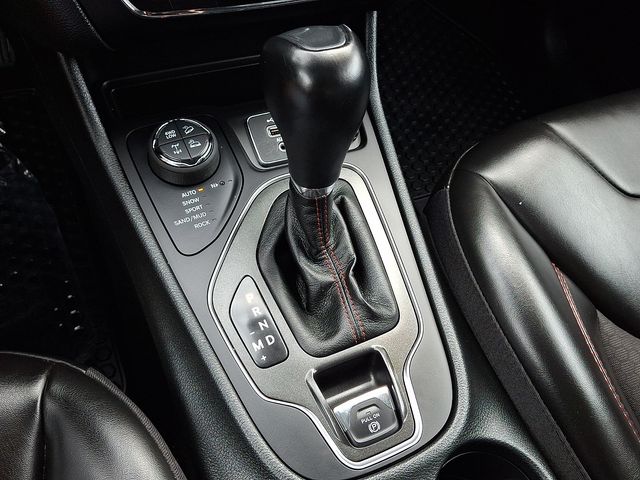 2022 Jeep Cherokee Trailhawk - Photo 16