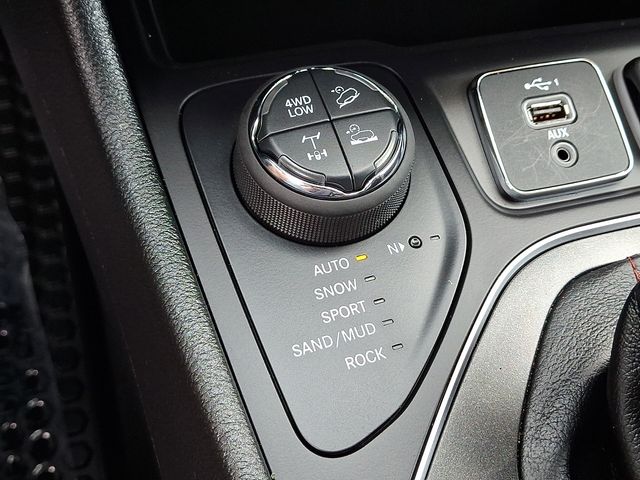 2022 Jeep Cherokee Trailhawk - Photo 24