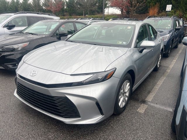 2026 Toyota Camry LE photo 2
