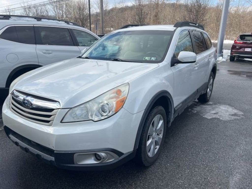 Used 2011 Subaru Outback 2.5i Premium SUV
