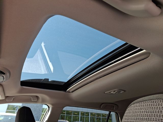 2025 Subaru Outback Premium - Photo 17