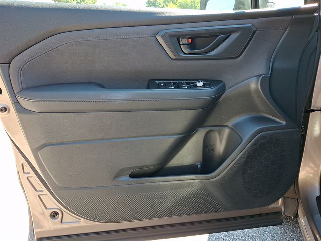 2025 Subaru Forester Premium - Photo 16