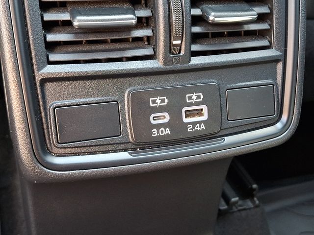 2025 Subaru Forester Premium - Photo 12