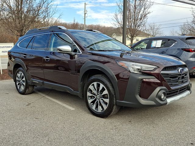 2024 Subaru Outback Touring's photo