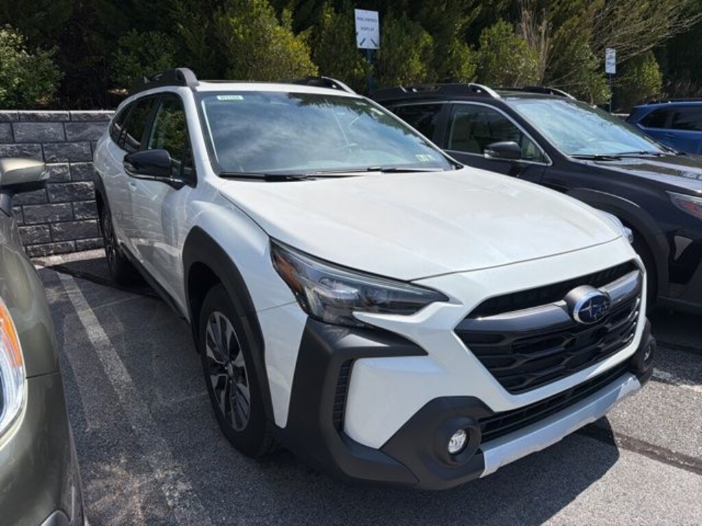 Used 2025 Subaru Outback Limited SUV