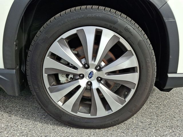 2022 Subaru Ascent Limited - Photo 10