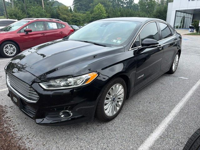 Used 2016 Ford Fusion Hybrid SE with VIN 3FA6P0LU0GR101348 for sale in Newtown Square, PA