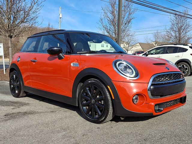 2021 MINI Hardtop 2 Door S's photo