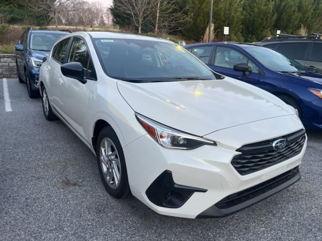 Used 2025 Subaru Impreza Base Hatchback