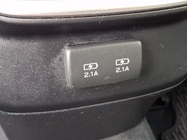 2022 Subaru Outback Premium - Photo 13