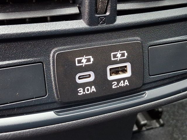 2025 Subaru Forester Premium - Photo 13